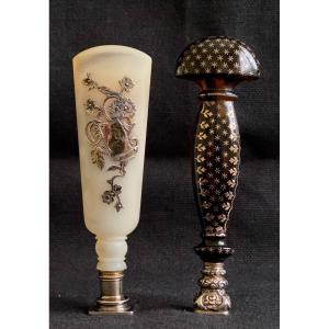 2 Stamps In Mother-of-pearl Silver And Tortoiseshell Stitched With Gold Period XIXth Century