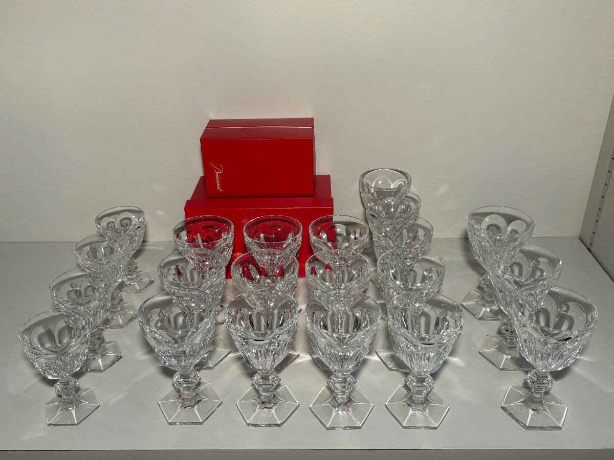 Important Lot De 20 Verres Cristal Baccarat Harcourt