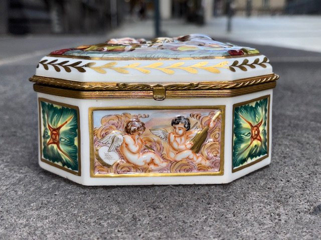 Boîte à bijoux CAPODIMONTE porcelaine -photo-1