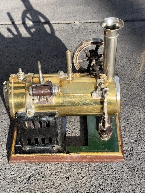 Old Horizontal Steam Engine Type Locomotive, Radiguet? Marklin?-photo-1