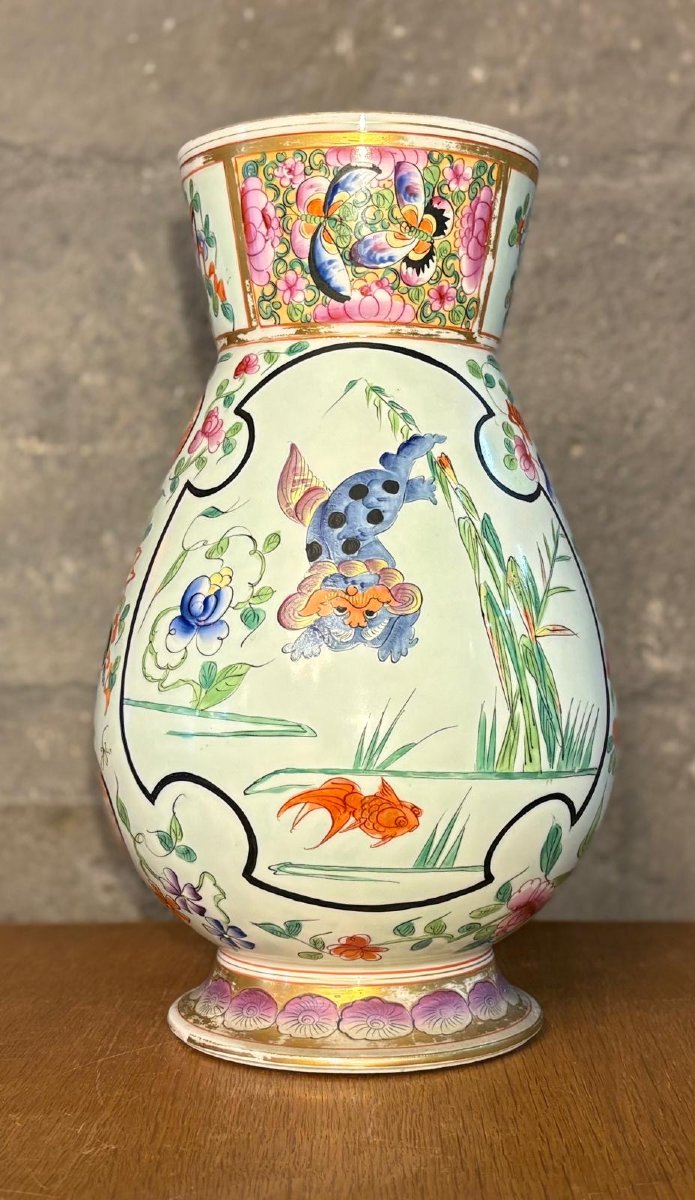 A Lovely Pair Of Chinese Vases In Glazed And Polychrome Porcelain, 20th Century.-photo-8