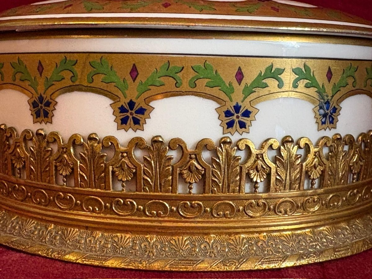 Bonbonnière porcelaine Limoges montée bronze-photo-2
