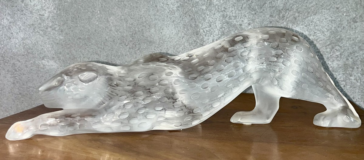 Lalique France – Sculpture "Panthère Zeila" en cristal poli et satiné