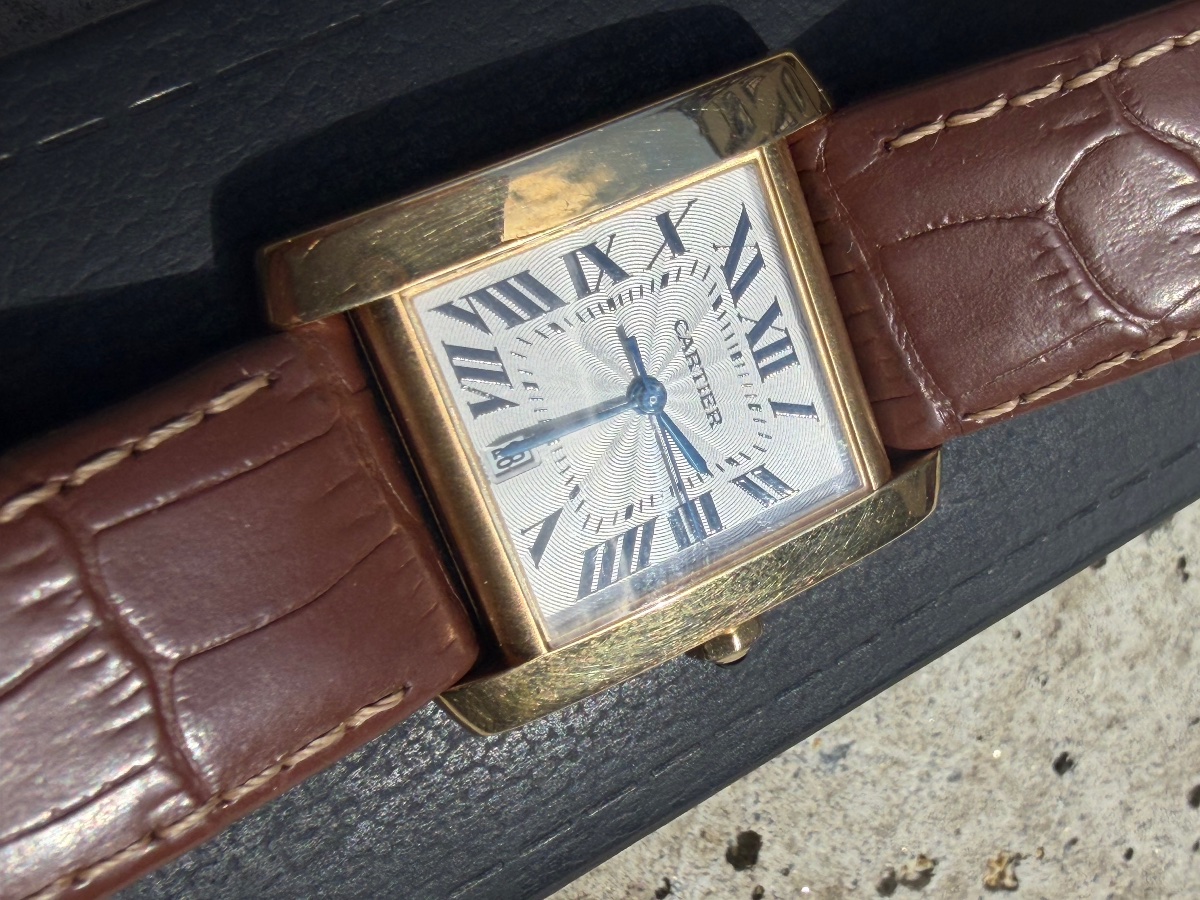 Cartier Tank française « or jaune » Réf 1840 28mm-photo-2