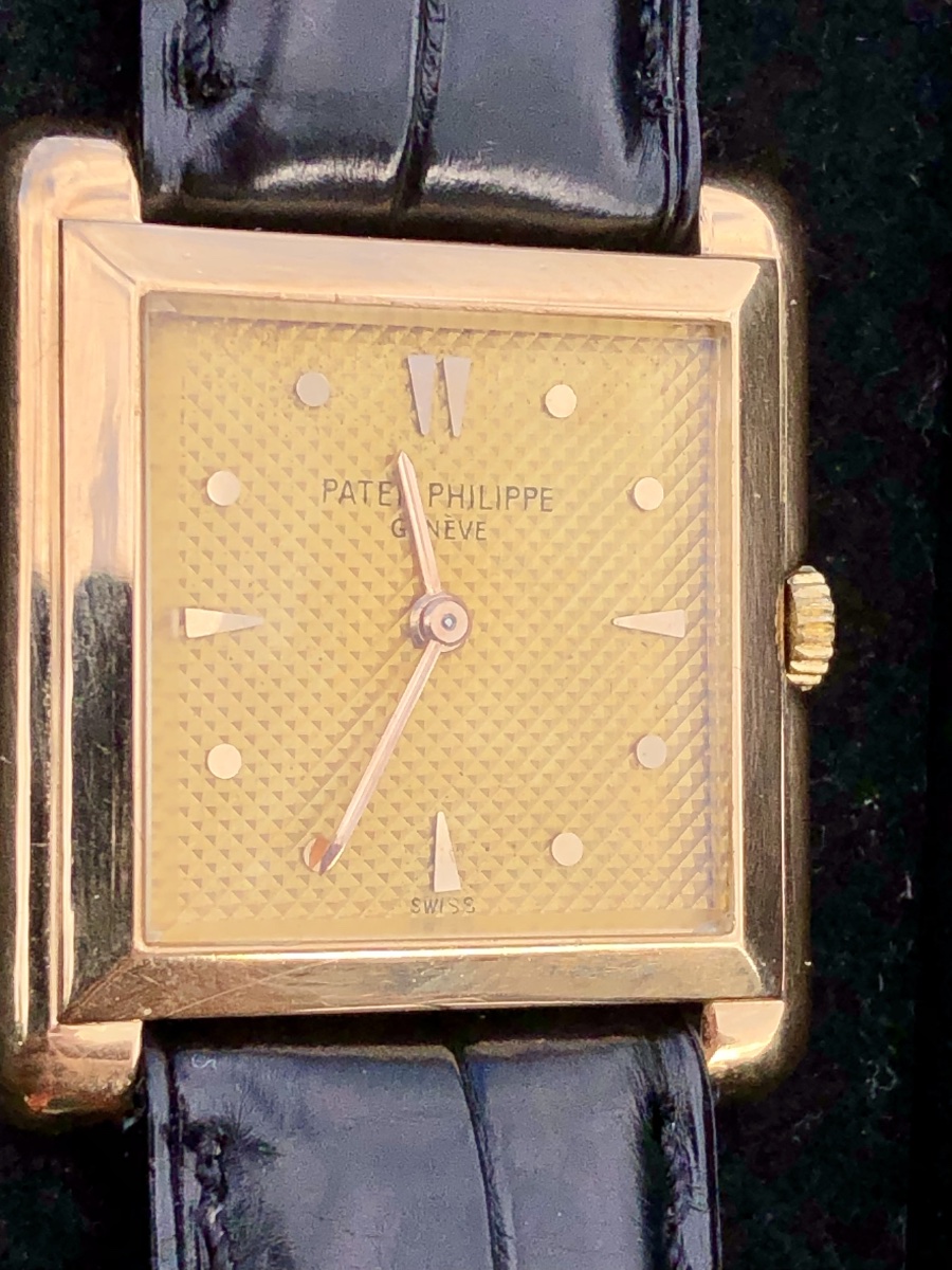  Patek Philippe Geneva Vintage Men's Yellow Gold Wristwatch With Guilloche Dial-photo-2