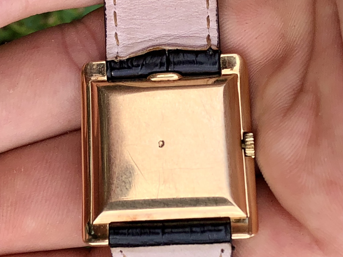  Patek Philippe Geneva Vintage Men's Yellow Gold Wristwatch With Guilloche Dial-photo-1
