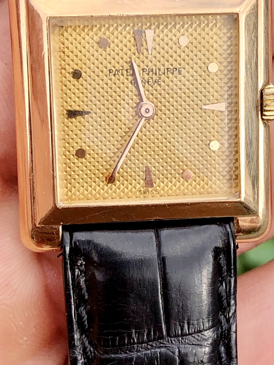  Patek Philippe Geneva Vintage Men's Yellow Gold Wristwatch With Guilloche Dial-photo-3