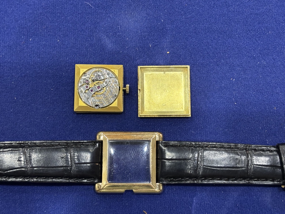  Patek Philippe Geneva Vintage Men's Yellow Gold Wristwatch With Guilloche Dial-photo-7