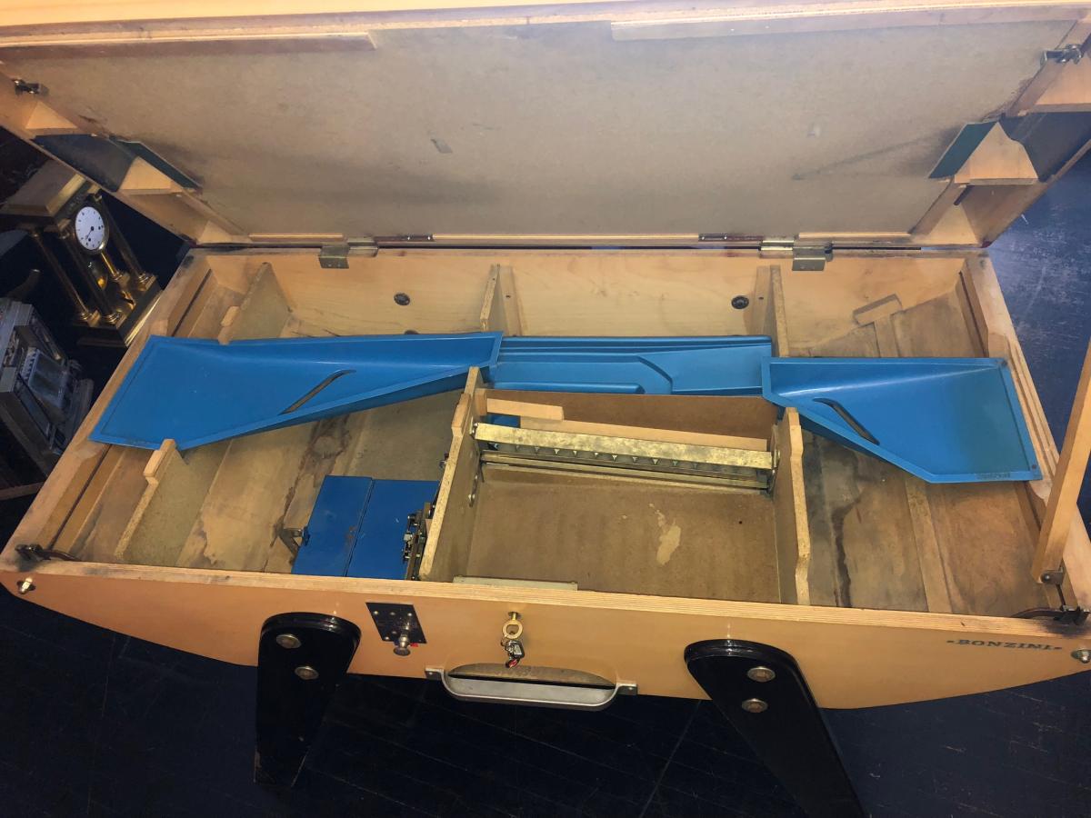 Bonzini Football Table-photo-1