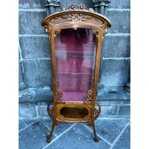 Vitrine Art Nouveau