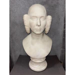 Important 19th Century Marble Bust 