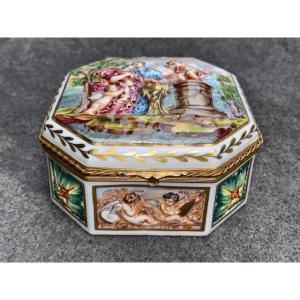Capodimonte Porcelain Jewelry Box 