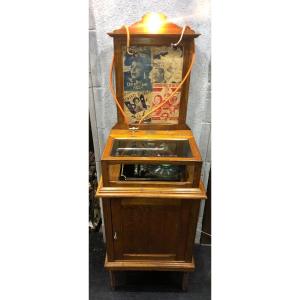 Rare Electric Coin Operated Phonograph