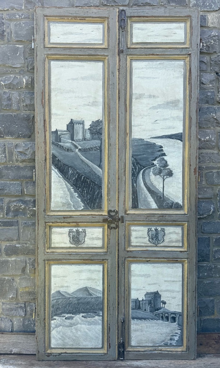 Paire De Portes Louis XVI Datant Du 19e Siècle Belle Patine Et Peinture
