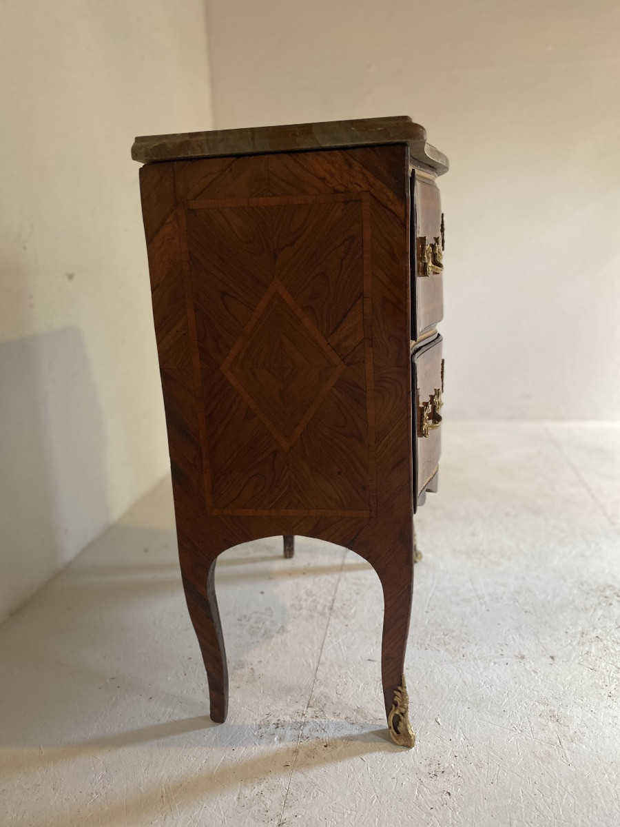 Commode entre deux marquetée avec son marbre d’origine datant du 18e siècle Louis XV -photo-4