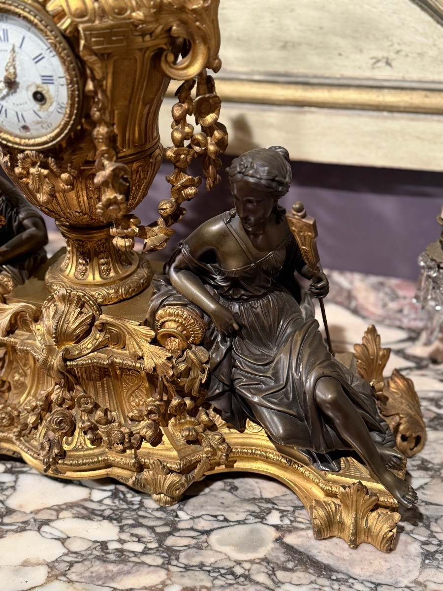 Louis XV Mantel Clock Dating From The 19th Century In Gilded Bronze -photo-4