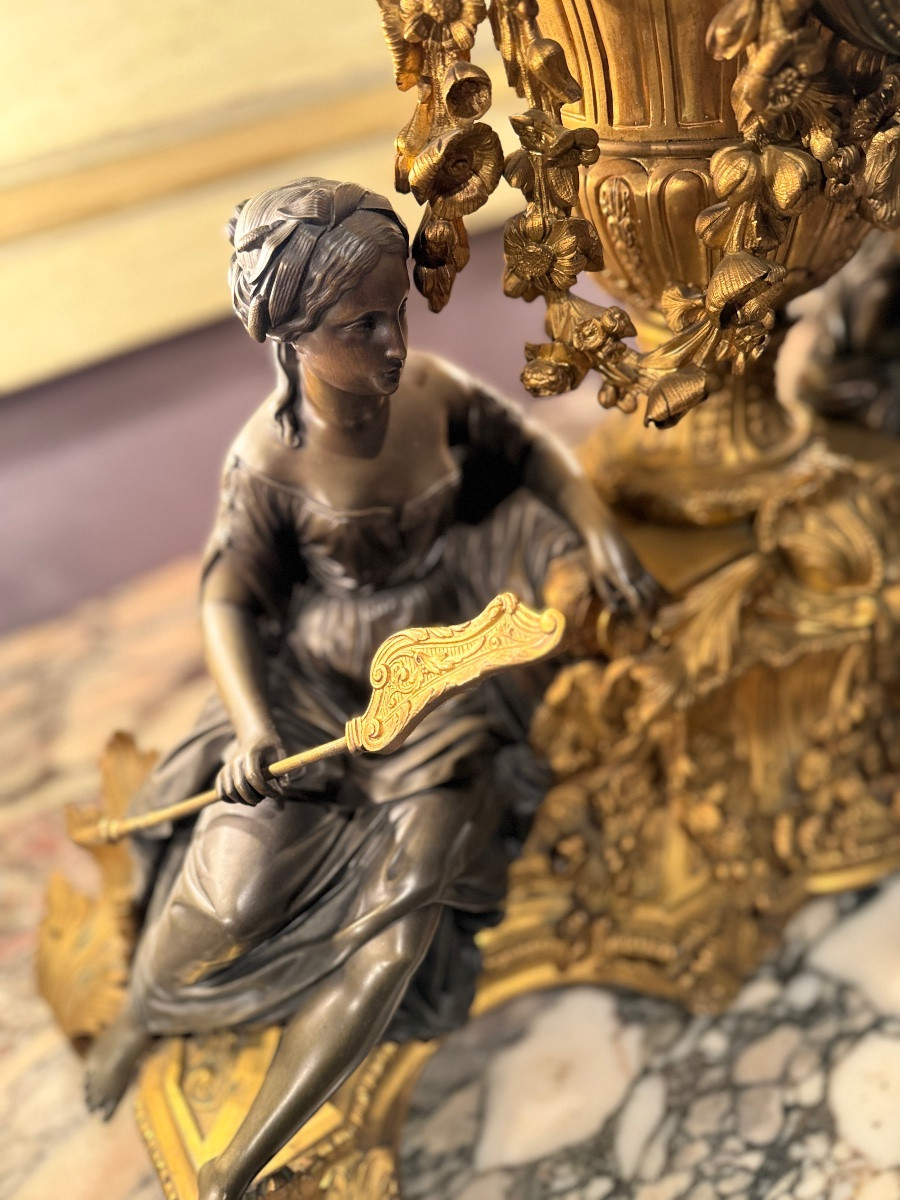 Louis XV Mantel Clock Dating From The 19th Century In Gilded Bronze -photo-8