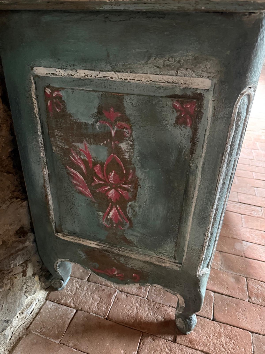 Commode galbée arbalète Louis XV  des années 1900 -photo-2