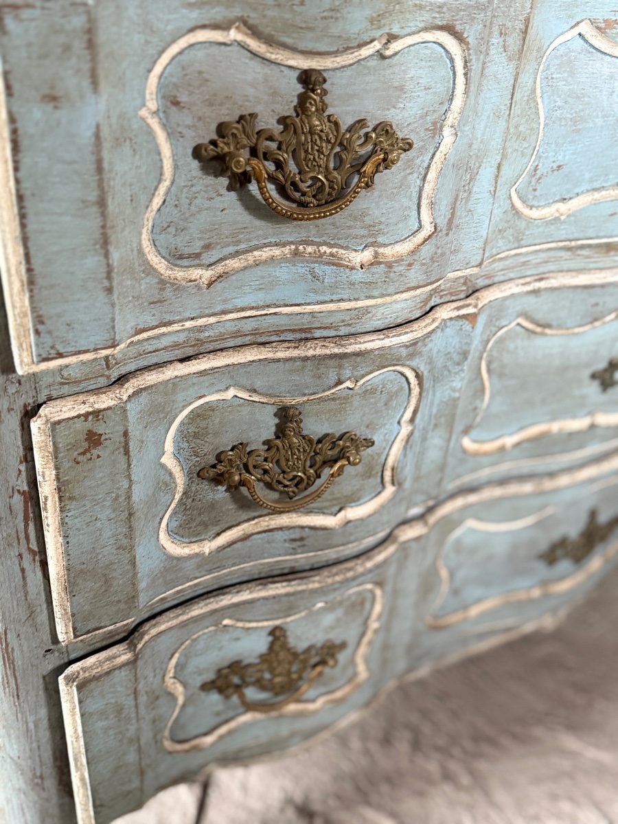 18th Century Louis XV Curved Chest Of Drawers From Liège-photo-5