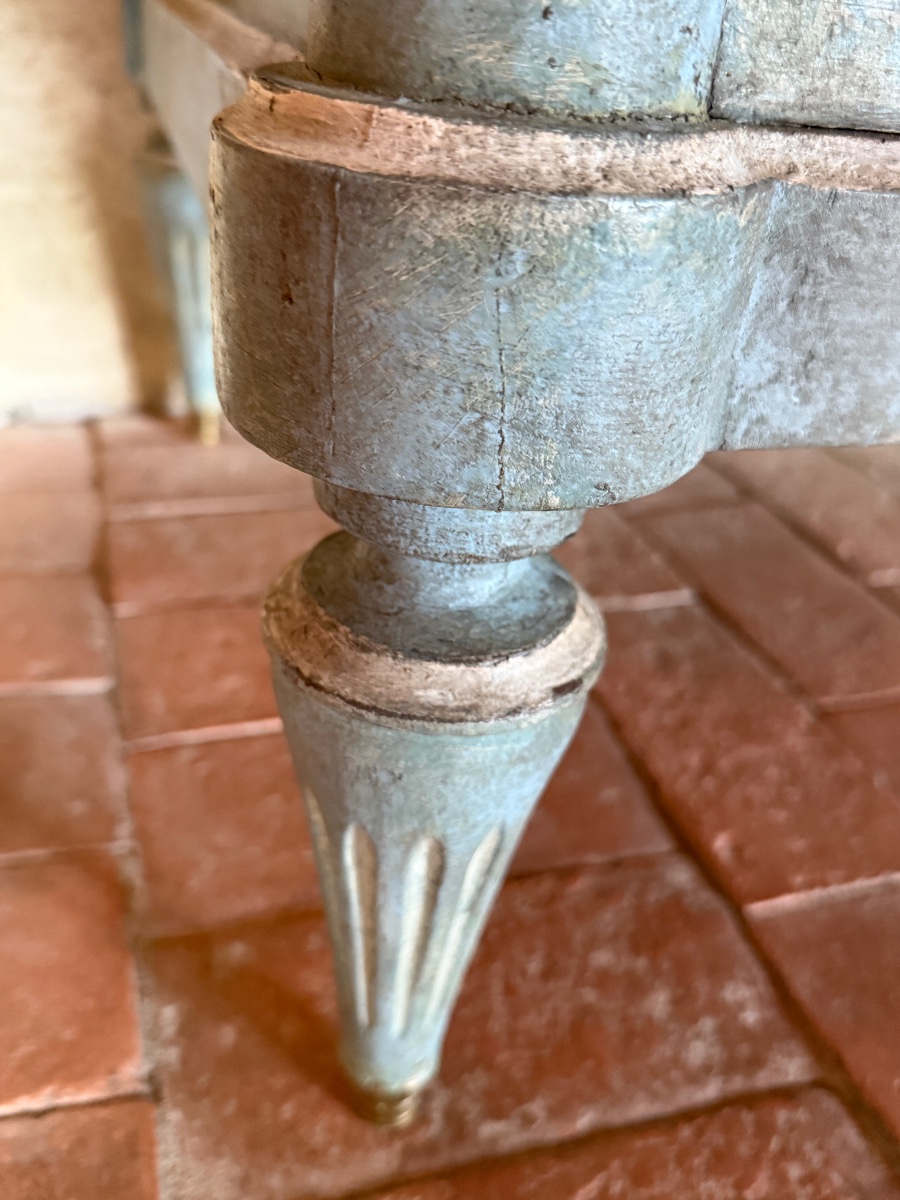 Commode Louis XVI datant des années 1900 avec son marbre d’origine -photo-3