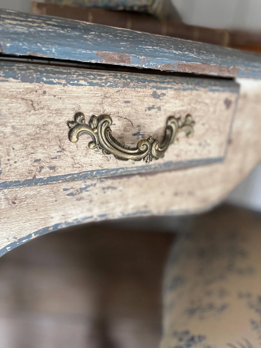 Small Louis XV Desk (table) Dating From The Late 19th Century -photo-3