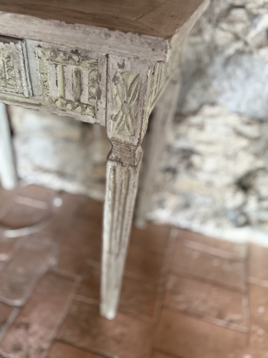 Petite table Louis XVI datant du 18e siecle avec 1 tiroir -photo-2
