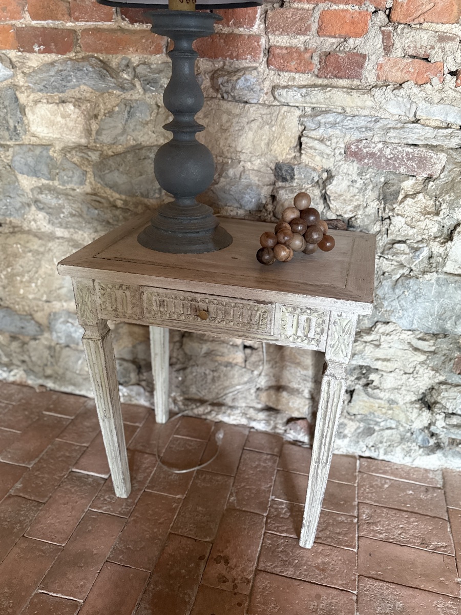 Petite table Louis XVI datant du 18e siecle avec 1 tiroir -photo-2