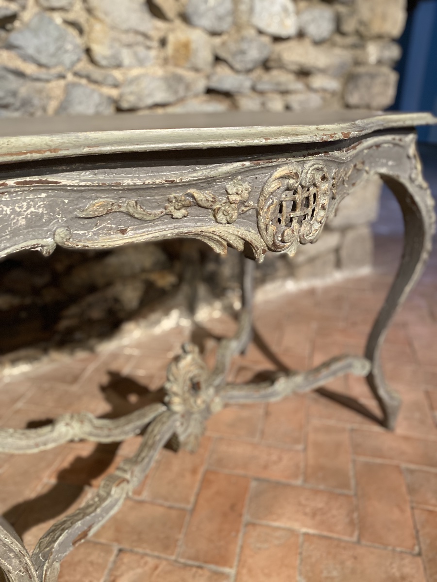 Table de milieu Louis XV galbée datant du 19e siècle -photo-4