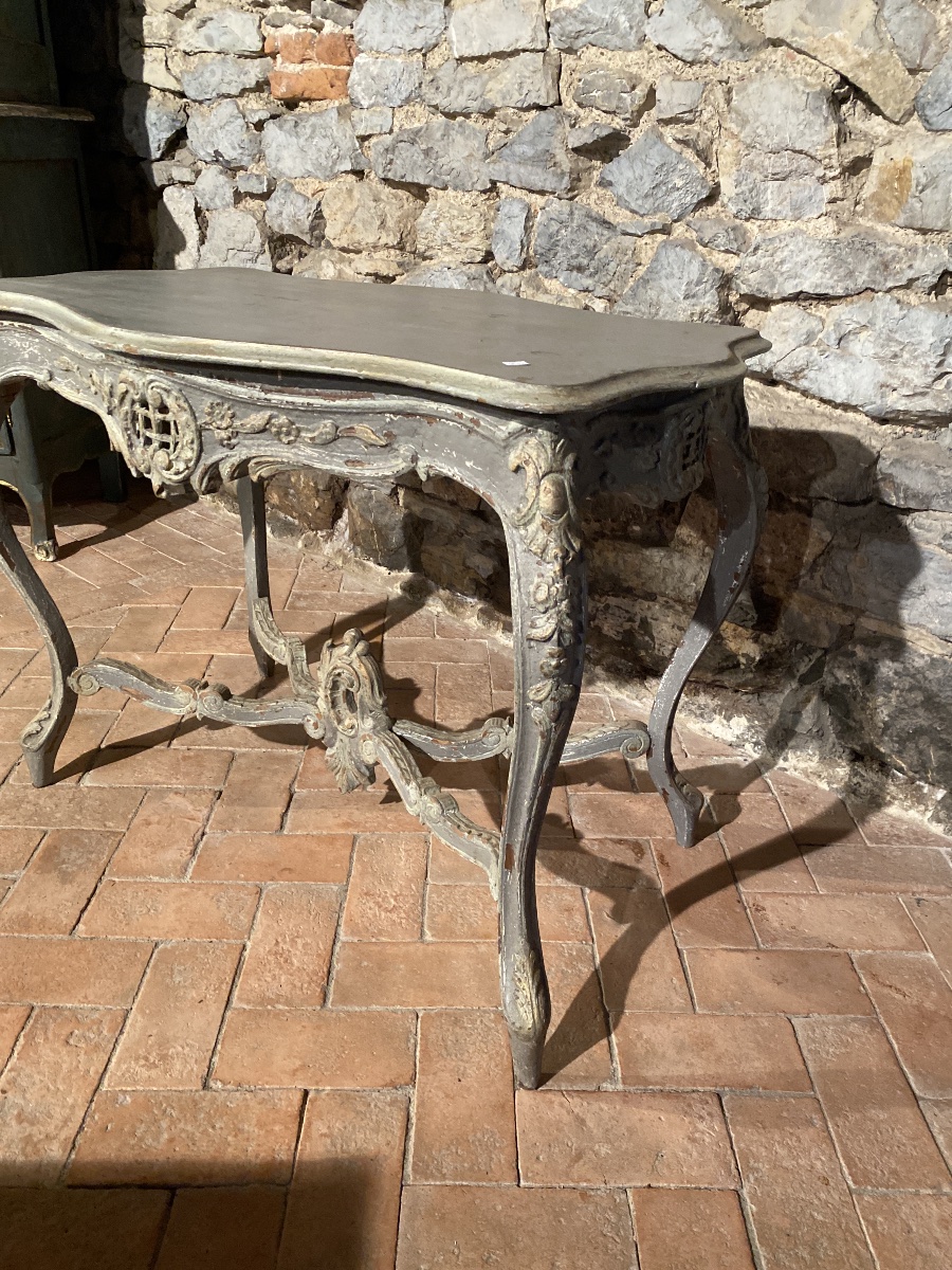 Table de milieu Louis XV galbée datant du 19e siècle -photo-5