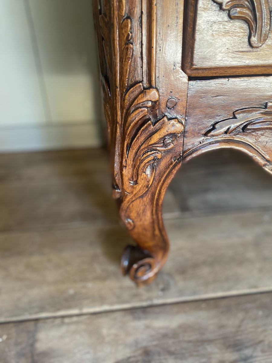 Commode Nîmoise Louis XV datant du 18e siècle -photo-5