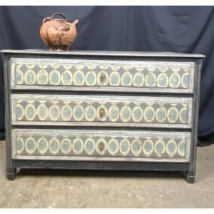 Louis XVI Style Chest Of Drawers With Patinated Shapes 