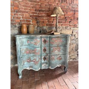 Louis XV Curved Crossbow Chest Of Drawers From The 1900s