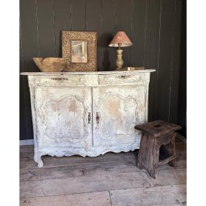 Buffet galbé Louis XV datant du 18e siècle patine ancienne 