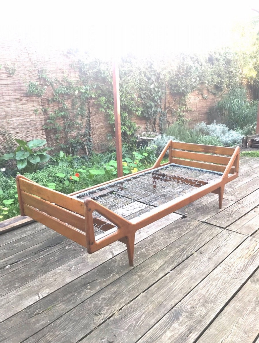 Louis Paolozzi's Daybed 