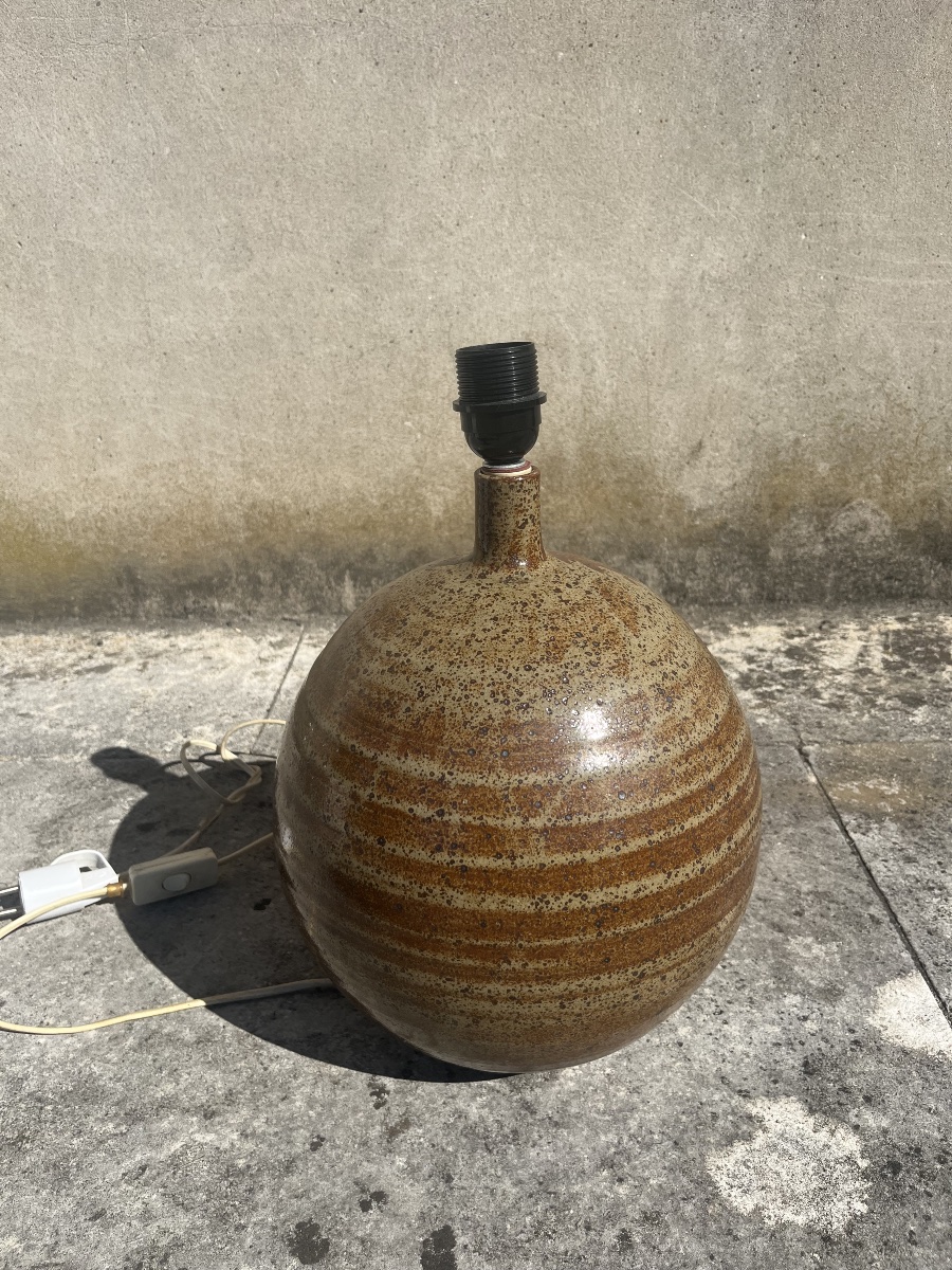 Ceramic Ball Lamp.