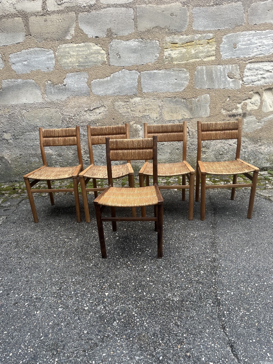 Suite de cinq chaise de Gautier Delaye.