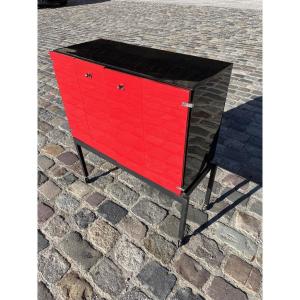 Red And Black Lacquered Cabinet From The 1970s.