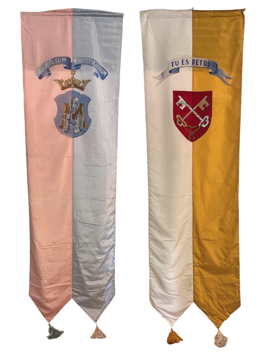Paire De Banni&egrave;res Religieuses &ndash; Saint Pierre, Sainte Vierge Marie Reine Du Ciel &ndash; Blasons