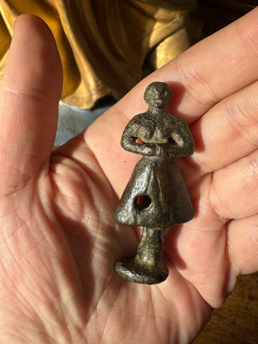 Bronze Artifact - Statuette, Devout Female Figurine - Medieval Period - Late Period-photo-2