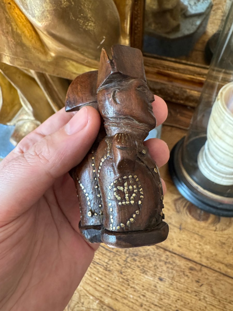 Museum - Anthropomorphic Snuffbox With System - Napoleon Carved And Studded Wood - Folk Art-photo-4