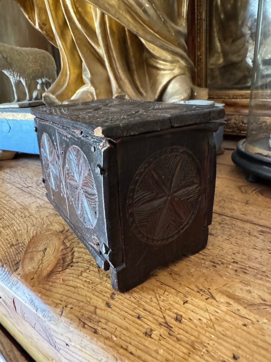 Small Lacemaker's Box - Tree Of Life, Wolf Teeth And Rosettes - Folk Art-photo-1