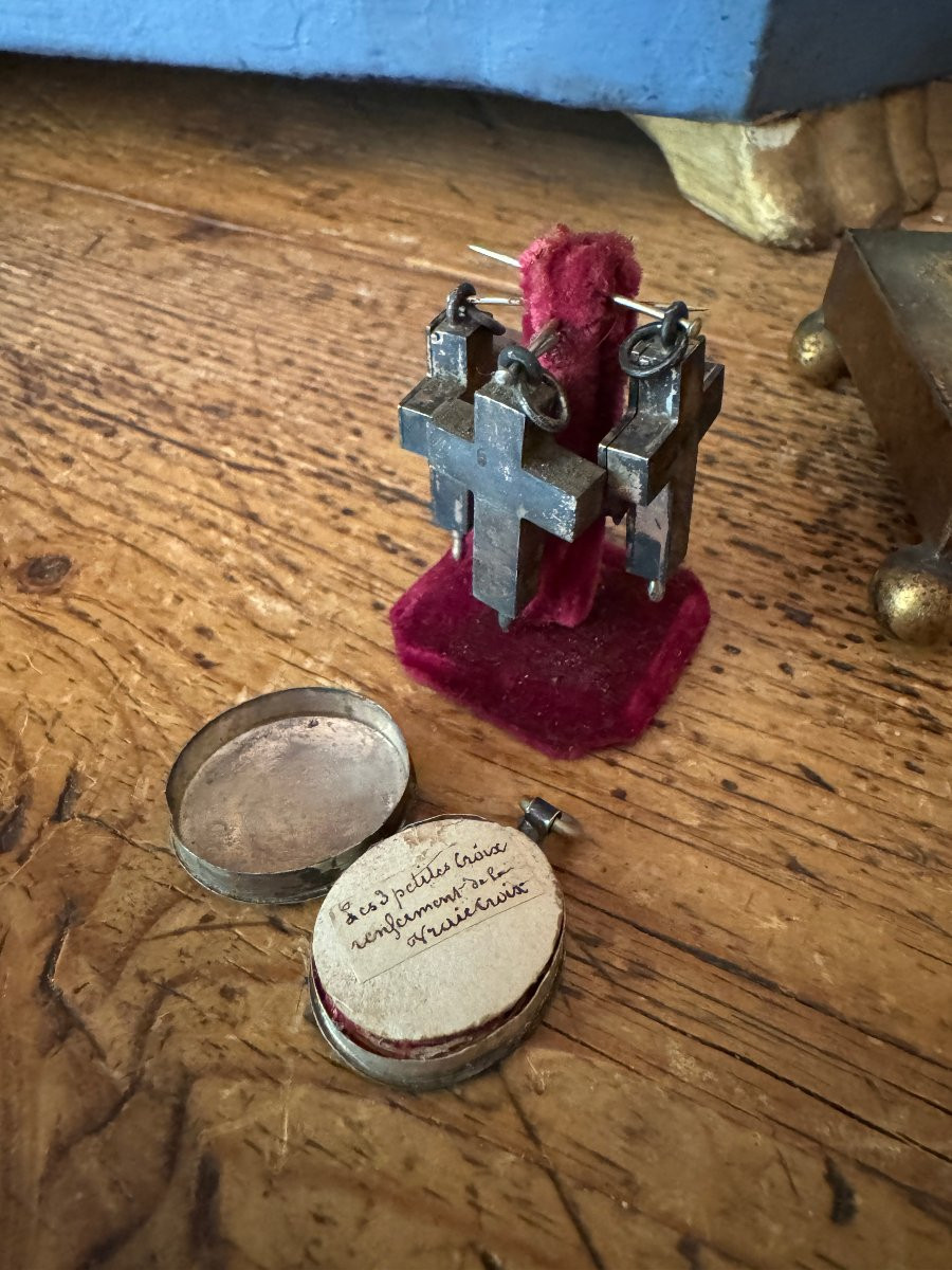  Reliquary – Mini Neo-gothic Chasse - Reliquary Crosses - Reliquary Of The True Cross -photo-6