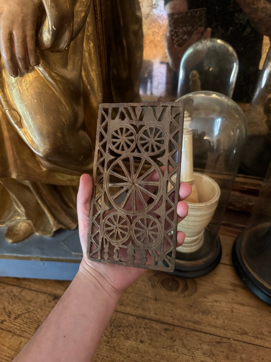 Museum - Large Carved Lace Folder - “at The Wheels Of Destiny” - Folk Art - Auvergne -photo-3