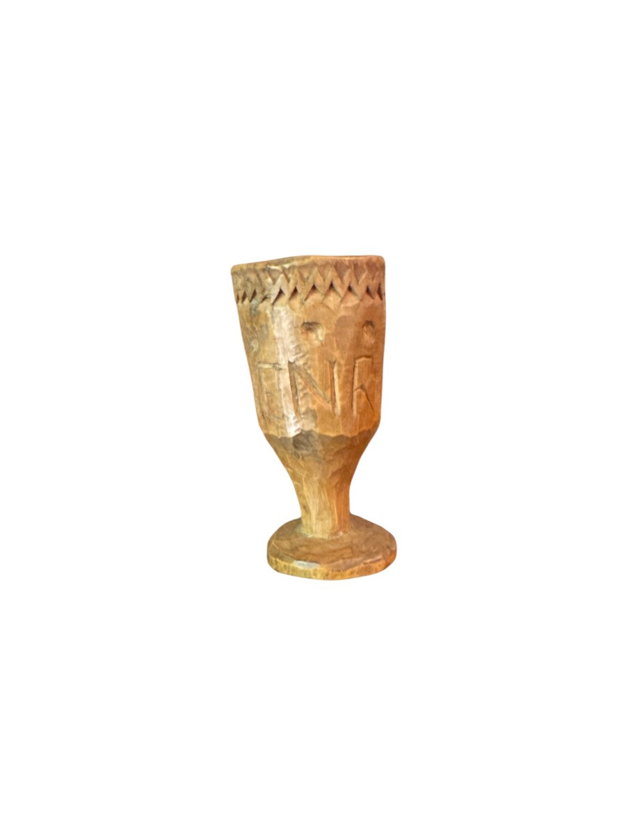 Miniature – Gobelet de berger – Bois sculpté au couteau – Art populaire – Auvergne – Cantal
