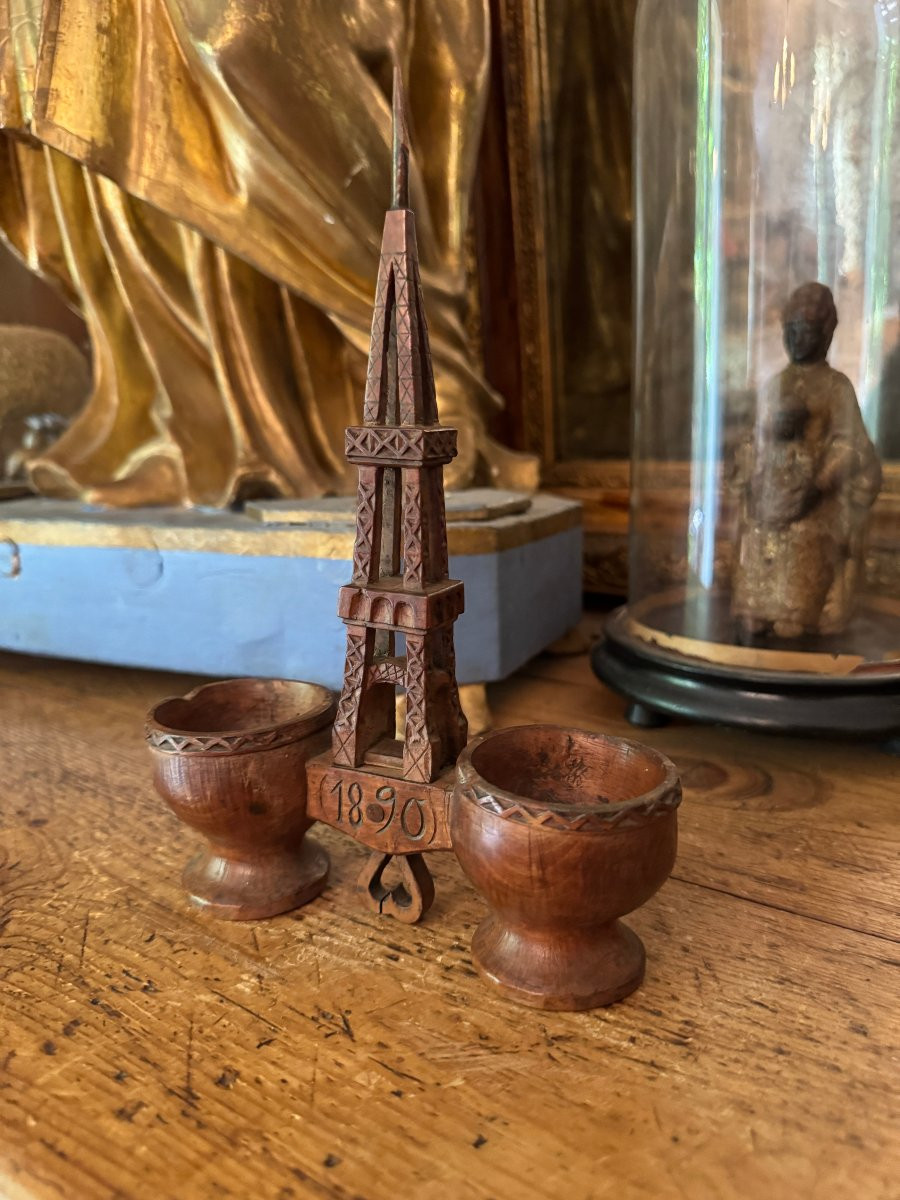 Musée – Salière poivrière – Bois sculpté – Tour Eiffel et cœur – Art populaire – Auvergne-photo-3