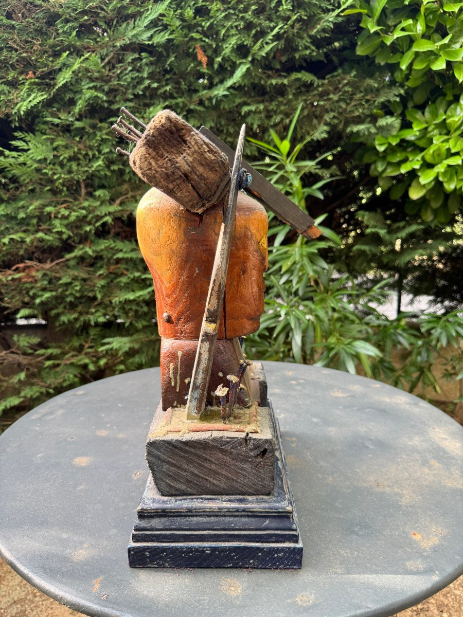 Musée - Reliquaire de Saint Bénigne – Sculpture en bois et métal – Art populaire - Relique-photo-1