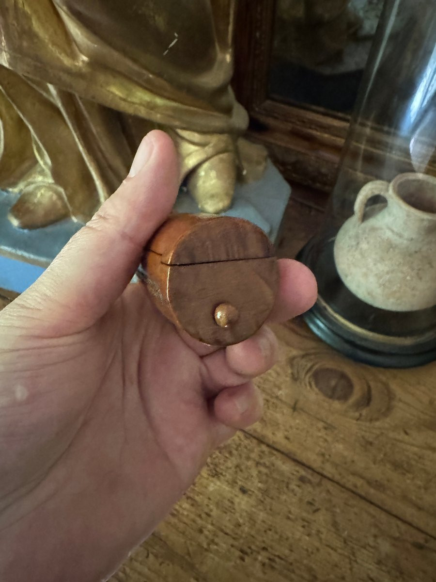 Anthropomorphic Snuff Box – Folk Art – Carved Wood – Praying Monk Snuff Box – France-photo-3
