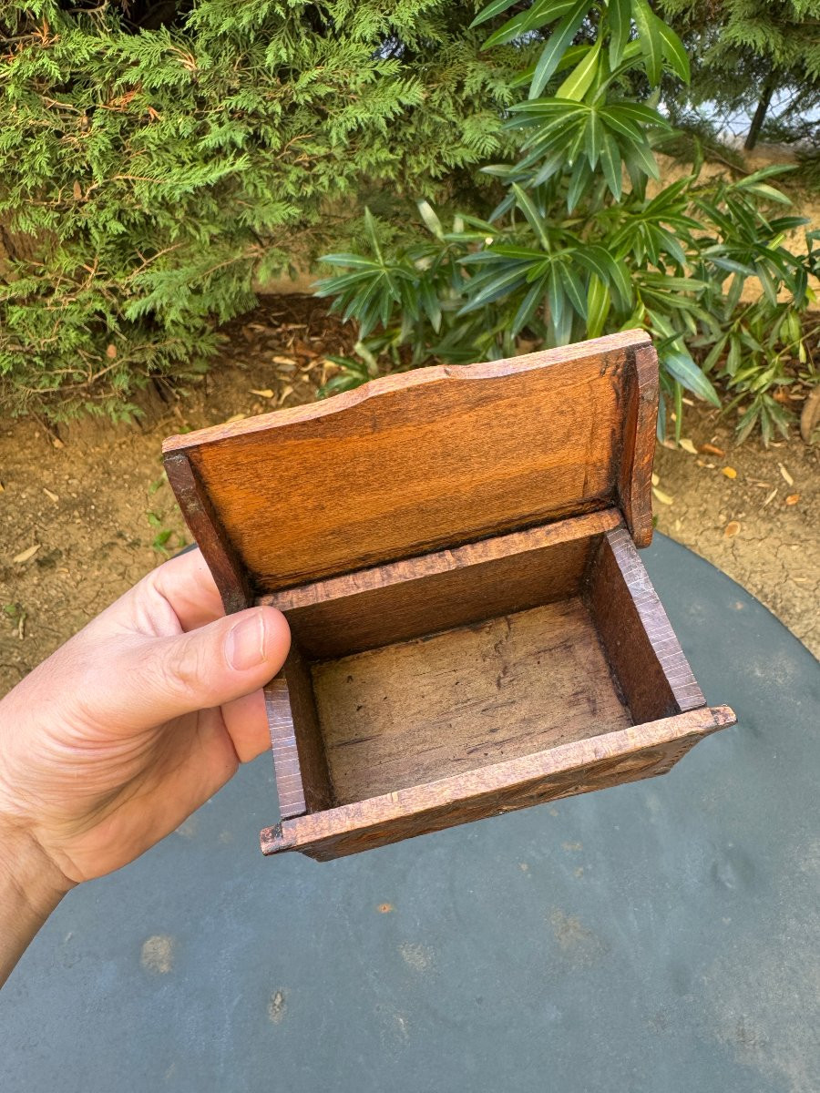 Small Carved Chest – Lacemaker’s Box, Love Box – Folk Art – Auvergne-photo-6