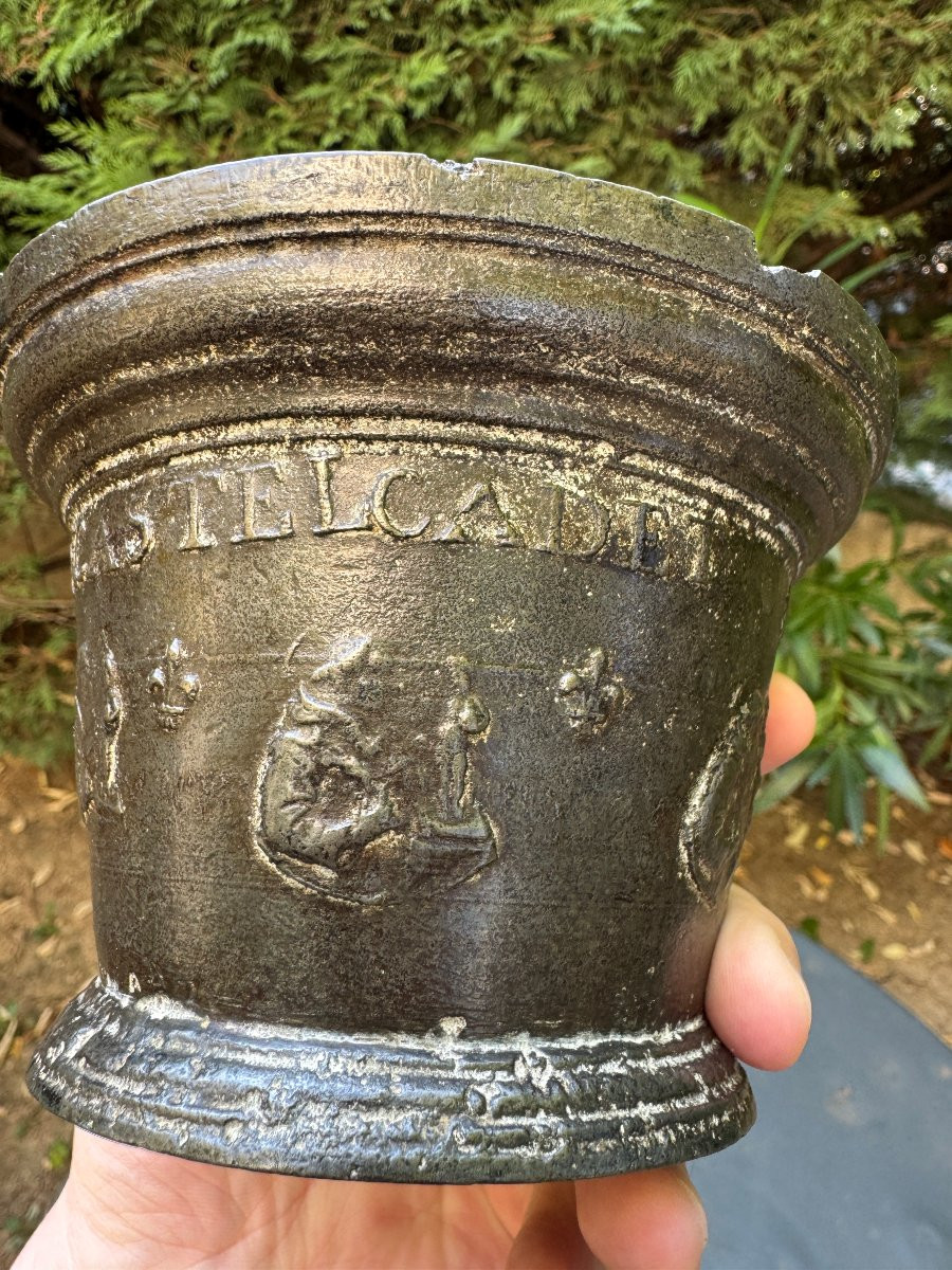 Mus&eacute;e &ndash; Mortier en bronze &agrave; pastillage &ndash;  Saint Antoine de Padoue et l&rsquo;Enfant J&eacute;sus &ndash; France-photo-1