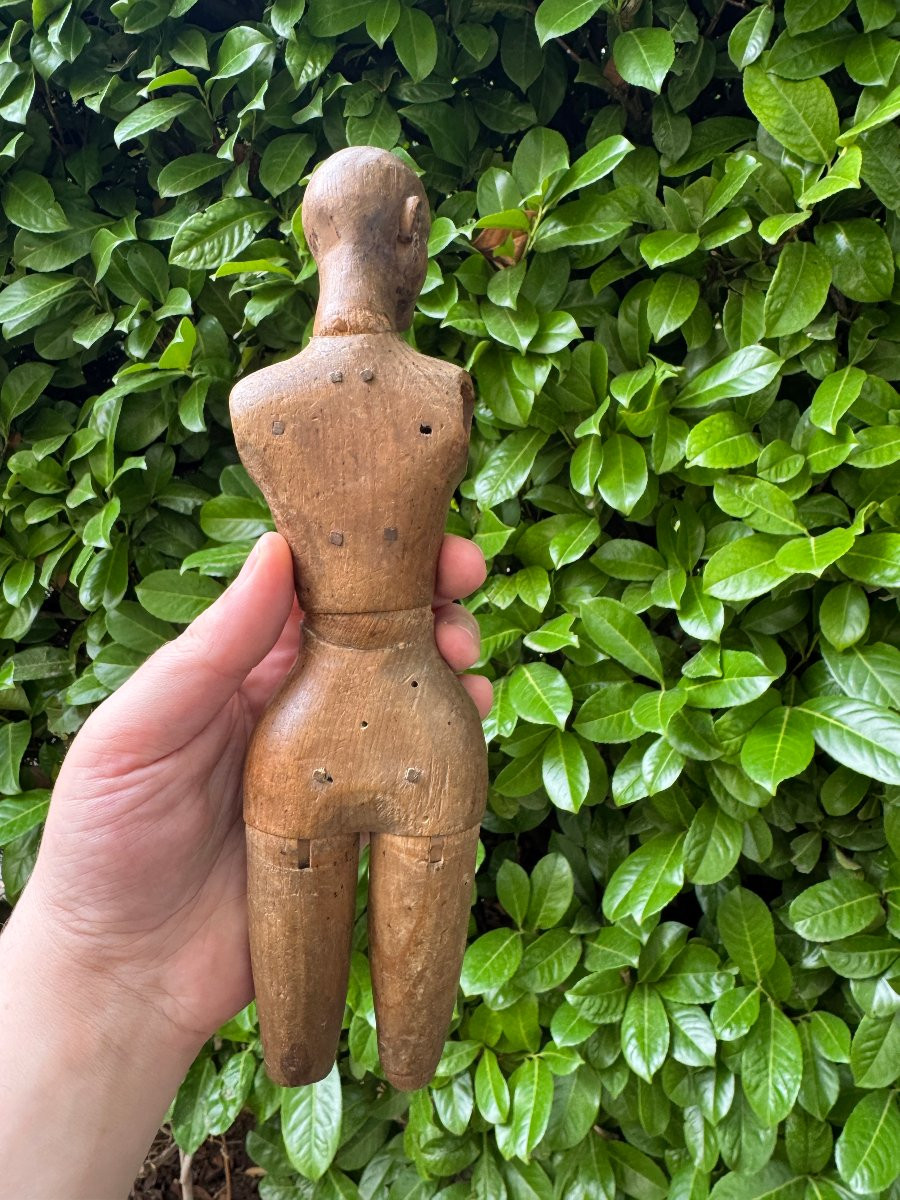 Sculpture – Small Carved Wooden Artist's Mannequin – Articulated Figure – Folk Art-photo-2